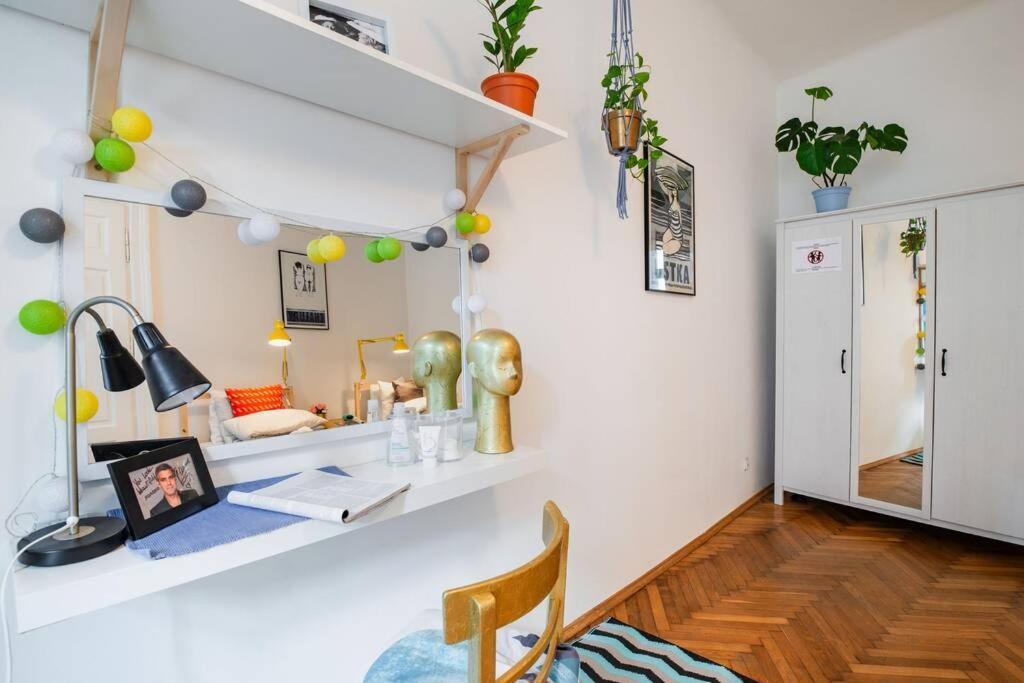 Blue Peace-Apartment With Free Parking In Center For 1-6 People Cracovie Extérieur photo